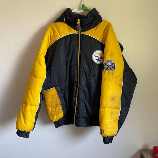 Vintage NFL Pro Player Pittsburgh Steelers Puffer Coat